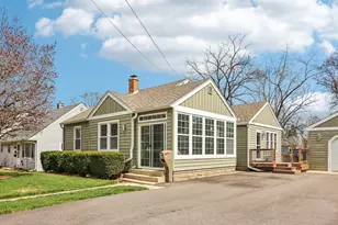 375 S Lake St, Grayslake, IL 60030 - Photo 1