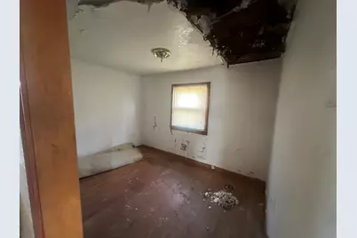 2404 Springfield Road, East Peoria, IL 61611 - Photo 5