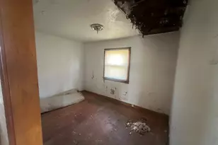 2404 Springfield Rd, East Peoria, IL 61611 - Photo 5