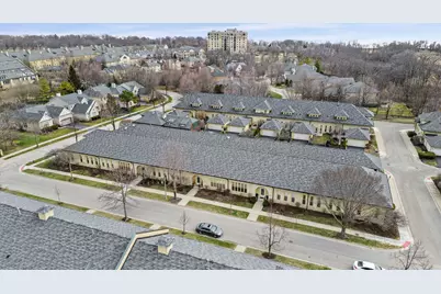 829 Stables Court W, Highwood, IL 60040 - Photo 21