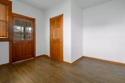 8406 S Oglesby Avenue, Chicago, IL 60617 - Photo 31