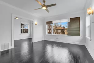 8406 S Oglesby Ave, Chicago, IL 60617 - Photo 15