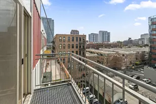 1631 S Michigan Ave, Chicago, IL 60616 - Photo 9