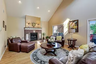 7916 W Altgeld St, Elmwood Park, IL 60707 - Photo 3