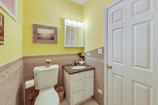 7916 W Altgeld St, Elmwood Park, IL 60707 - Photo 19
