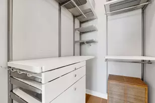 1810 S Racine Ave, Chicago, IL 60608 - Photo 15