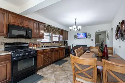 343 W 124th Street, Chicago, IL 60628 - Photo 9