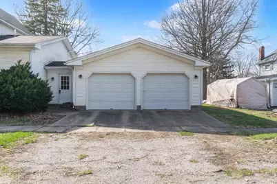 304 Walnut Street, New Windsor, IL 61465 - Photo 5