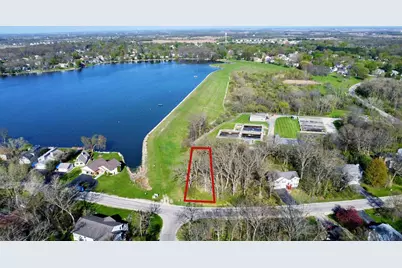 2000 Candlewick Drive SW, Poplar Grove, IL 61065 - Photo 5