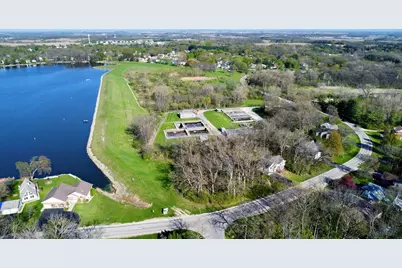 2000 Candlewick Drive SW, Poplar Grove, IL 61065 - Photo 9