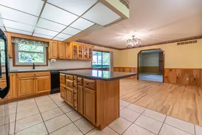 210 Riss Drive, Normal, IL 61761 - Photo 9