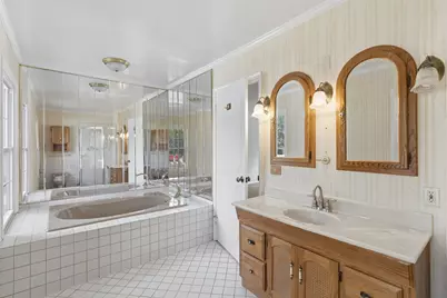 750 Carriage Way, Deerfield, IL 60015 - Photo 13