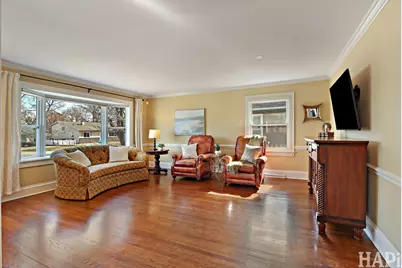 219 Harding Avenue, Libertyville, IL 60048 - Photo 5