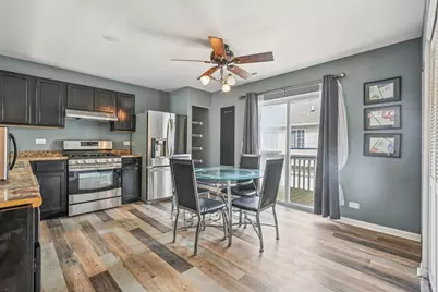 47 S Treehouse Lane, Round Lake, IL 60073 - Photo 5