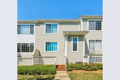 47 S Treehouse Lane, Round Lake, IL 60073 - Photo 1