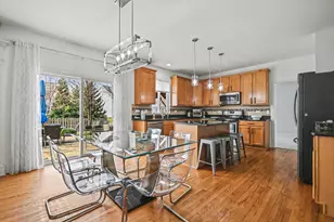 371 Sweet Gum St, Bolingbrook, IL 60490 - Photo 11