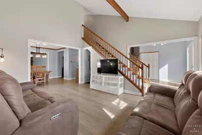1343 Knollwood Circle, Crystal Lake, IL 60014 - Photo 13