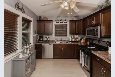 1125 17th Avenue, Moline, IL 61265 - Photo 17