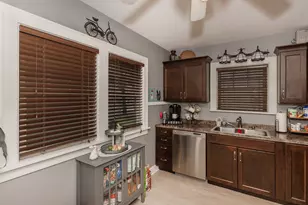 1125 17th Ave, Moline, IL 61265 - Photo 19