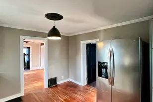 703 S 7th Ave, Saint Charles, IL 60174 - Photo 5