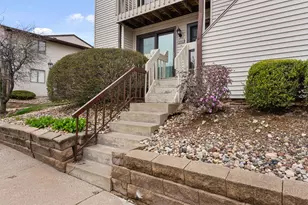 5911 36th Ave Ct, Moline, IL 61265 - Photo 3