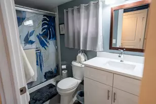 5650 S Newland Ave, Chicago, IL 60638 - Photo 13