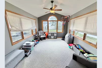 9102 River View Trail, Roscoe, IL 61073 - Photo 11