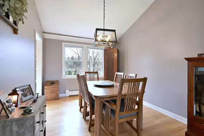 1303 E Ironwood Drive, Mount Prospect, IL 60056 - Photo 9