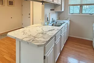 3117 4th St, Moline, IL 61265 - Photo 9