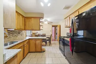 3441 W 83rd St, Chicago, IL 60652 - Photo 9