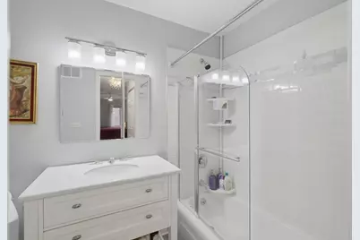 2046 Saint Johns Avenue #3E, Highland Park, IL 60035 - Photo 21