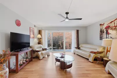 2046 Saint Johns Avenue #3E, Highland Park, IL 60035 - Photo 3
