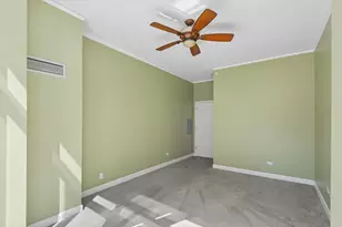 450 E Waterside Dr, Chicago, IL 60601 - Photo 15