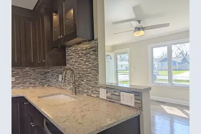 2404 Hawk Lane, Rolling Meadows, IL 60008 - Photo 3