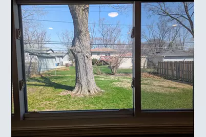 2404 Hawk Lane, Rolling Meadows, IL 60008 - Photo 11