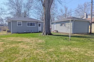 2404 Hawk Ln, Rolling Meadows, IL 60008 - Photo 19