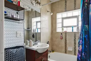 9829 S 51st Ave, Oak Lawn, IL 60453 - Photo 15