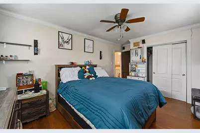 9829 S 51st Avenue, Oak Lawn, IL 60453 - Photo 11