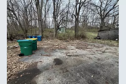 1301 E Jackson Street, Joliet, IL 60432 - Photo 13