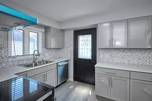 257 N Grace St, Lombard, IL 60148 - Photo 13