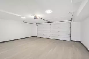 8135 W Rascher Ave, Chicago, IL 60656 - Photo 39