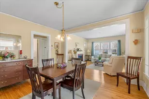 140 S Oriole Trail, Crystal Lake, IL 60014 - Photo 9