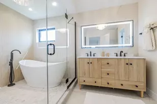 2247 S 6th Ave, North Riverside, IL 60546 - Photo 33