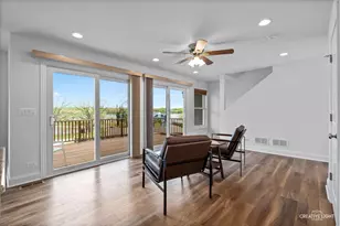 4520 W Shore Dr, Wonder Lake, IL 60097 - Photo 7