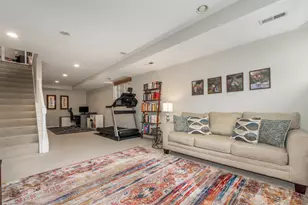 1242 W Ohio St, Chicago, IL 60642 - Photo 13