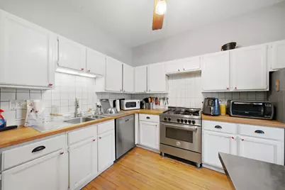 1033 W Dakin Street, Chicago, IL 60613 - Photo 3