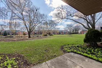 [Address not provided], Arlington Heights, IL 60005 - Photo 17