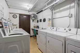 6490 N Northwest Hwy, Chicago, IL 60631 - Photo 15