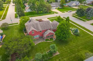3102 Wisteria Ln, Bloomington, IL 61704 - Photo 5