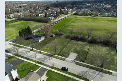 975 Belle Plaine Avenue, Gurnee, IL 60031 - Photo 5